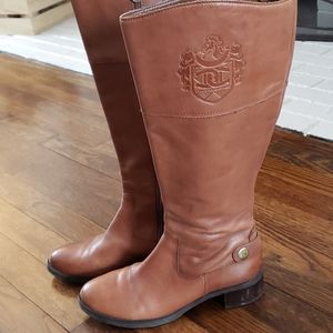 Size 6 Etienne Aigner riding boota